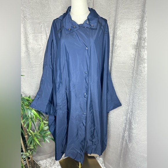 NWT Zara Women’s Navy Blue Hooded Poncho Limited Edition Sz Medium - Picture 4 of 11